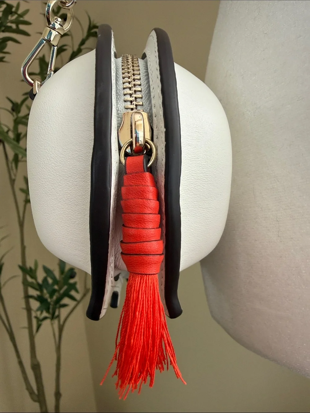 Kate Spade Tiny Elephant Crossbody Purse White Red